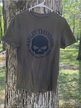 Harley-Davidson Olive Green Tee with Black Skull Emblem